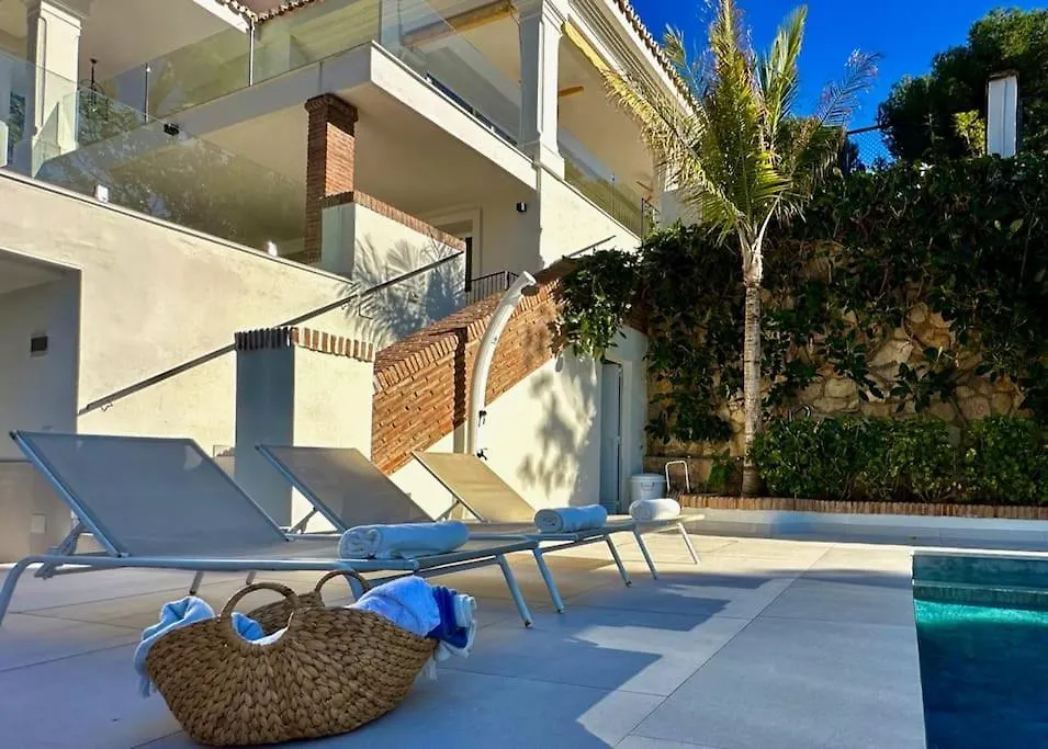 Контакты Villa Privada Con Piscina En Malaga
