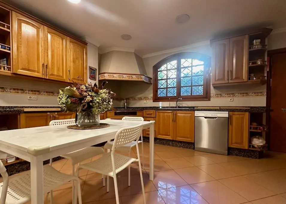 Villa Privada Con Piscina En Малага Испания